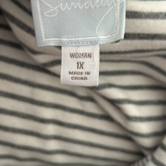 Sunday stripe bell sleeve Sweatshirt - Picture 4 of 5